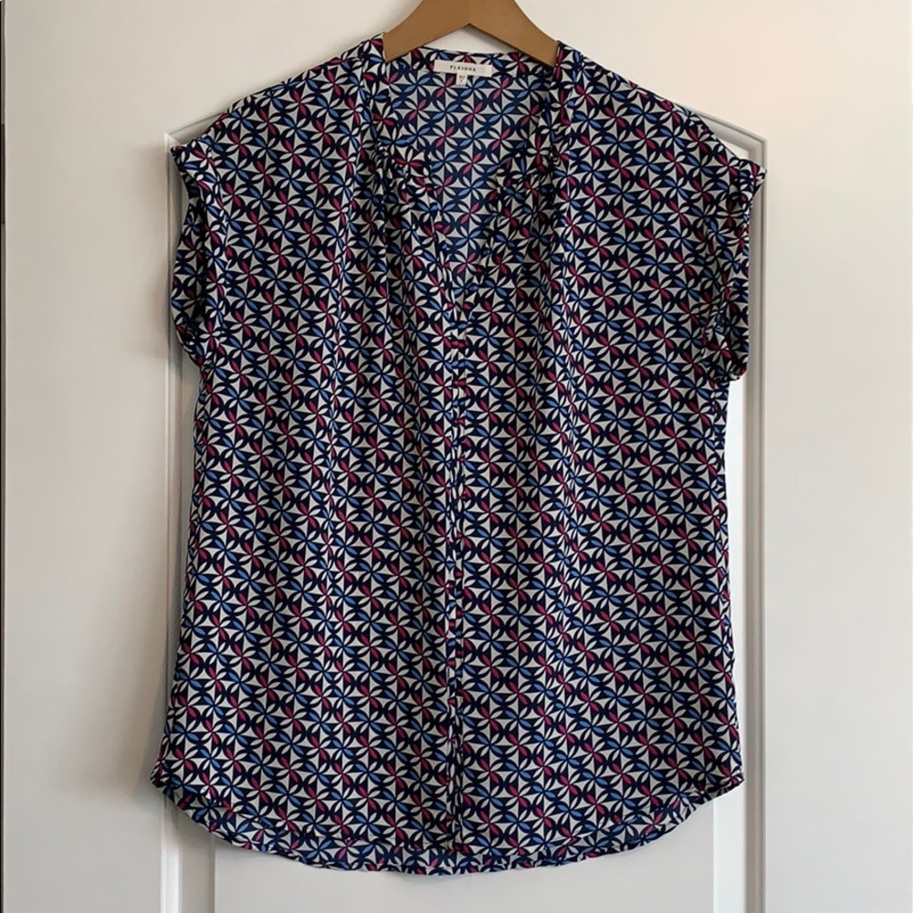 NWOT cool and comfy PLEIONE tunic top